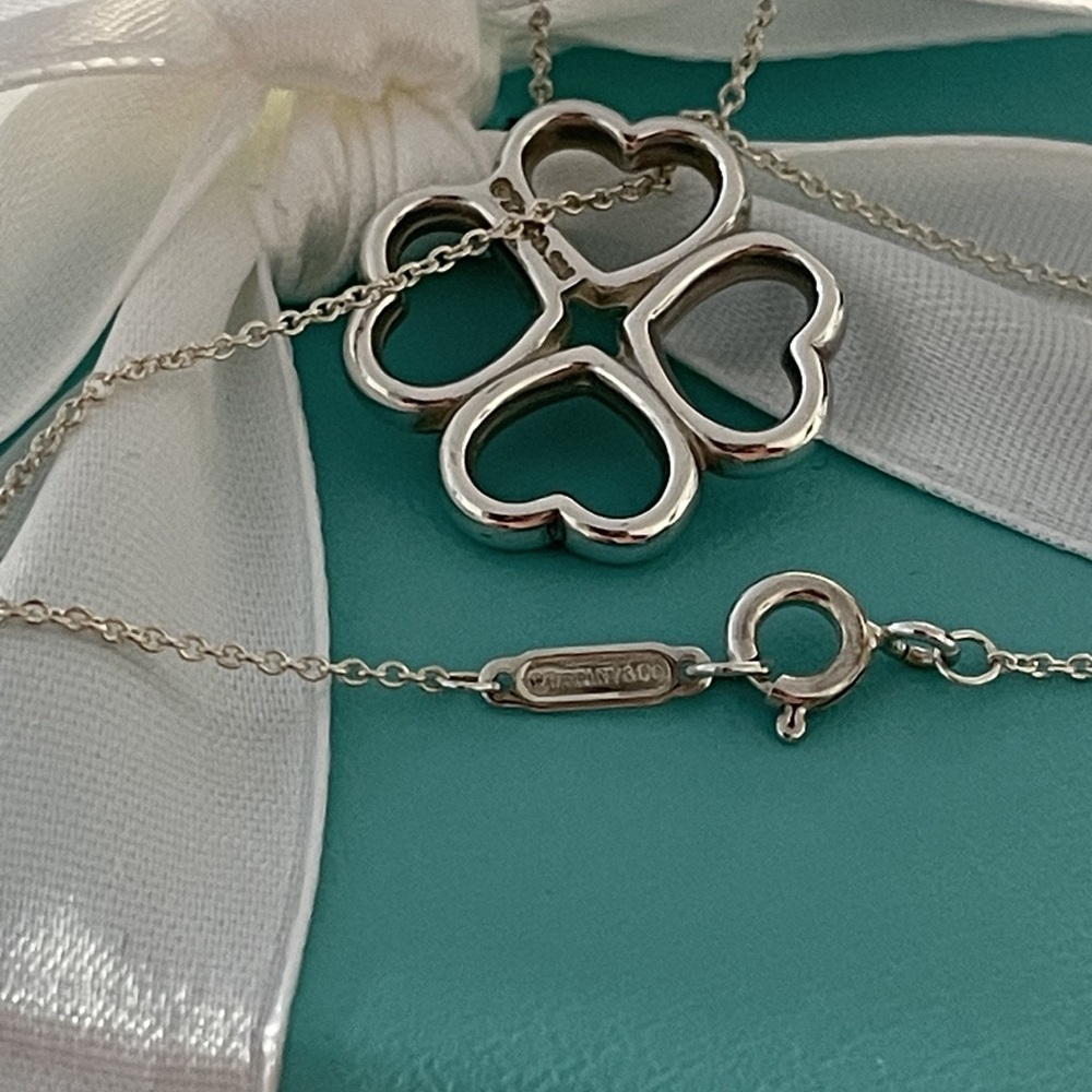 🌟2XHP🌟Auth Rare Tiffany & Co. Four Heart Clover Pendant Necklace 16” inch chain